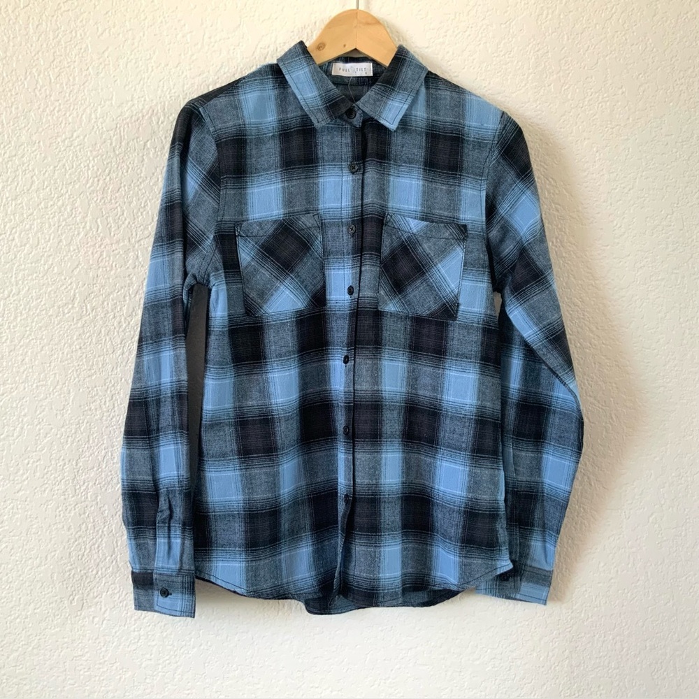 Full Tilt Blue and Black Plaid Button Down Shirt